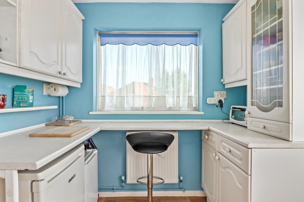 Kitchen Photo 3.jpg
