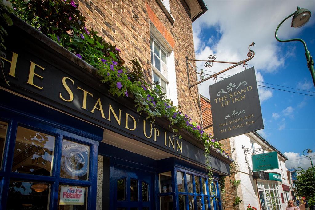 Stand Up Inn