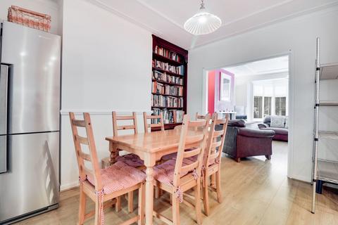 4 bedroom end of terrace house for sale, Forest View Road, Walthamstow E17