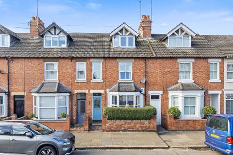 16 York Road, Kettering, NN16 0DB