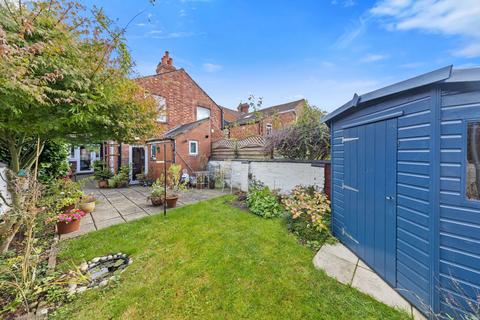 16 York Road, Kettering, NN16 0DB