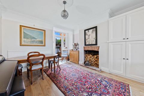 16 York Road, Kettering, NN16 0DB