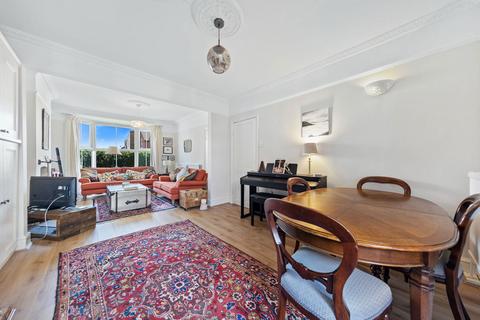 16 York Road, Kettering, NN16 0DB