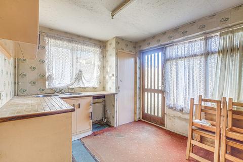 2 bedroom end of terrace house for sale, Treecot Drive, Leigh-on-sea, SS9