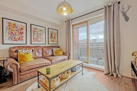 2 bedroom apartment to rent, Pancras Way, Bow E3