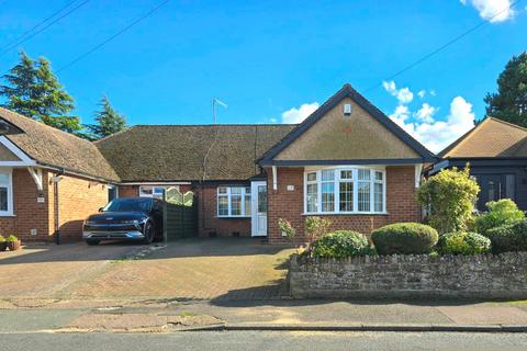 11a Gillsway, Northampton, NN2 8HT