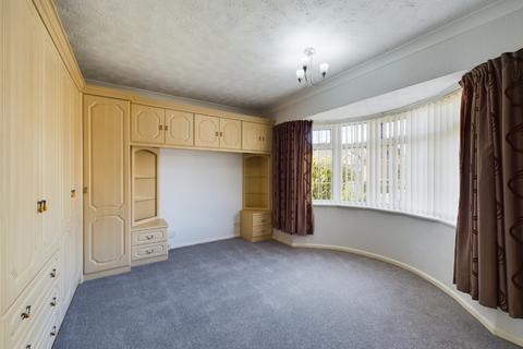 11a Gillsway, Northampton, NN2 8HT