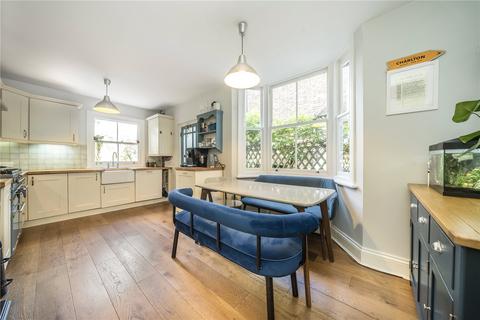 37 Delafield Road, London, SE7 7NN