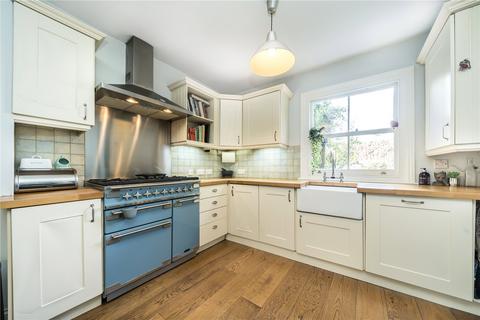 37 Delafield Road, London, SE7 7NN
