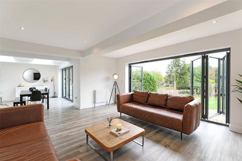 95 Manygates Lane, Sandal, Wakefield, WF2 7DL
