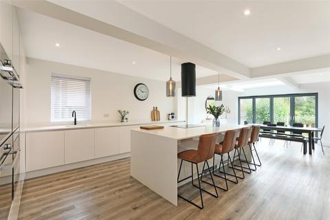 95 Manygates Lane, Sandal, Wakefield, WF2 7DL