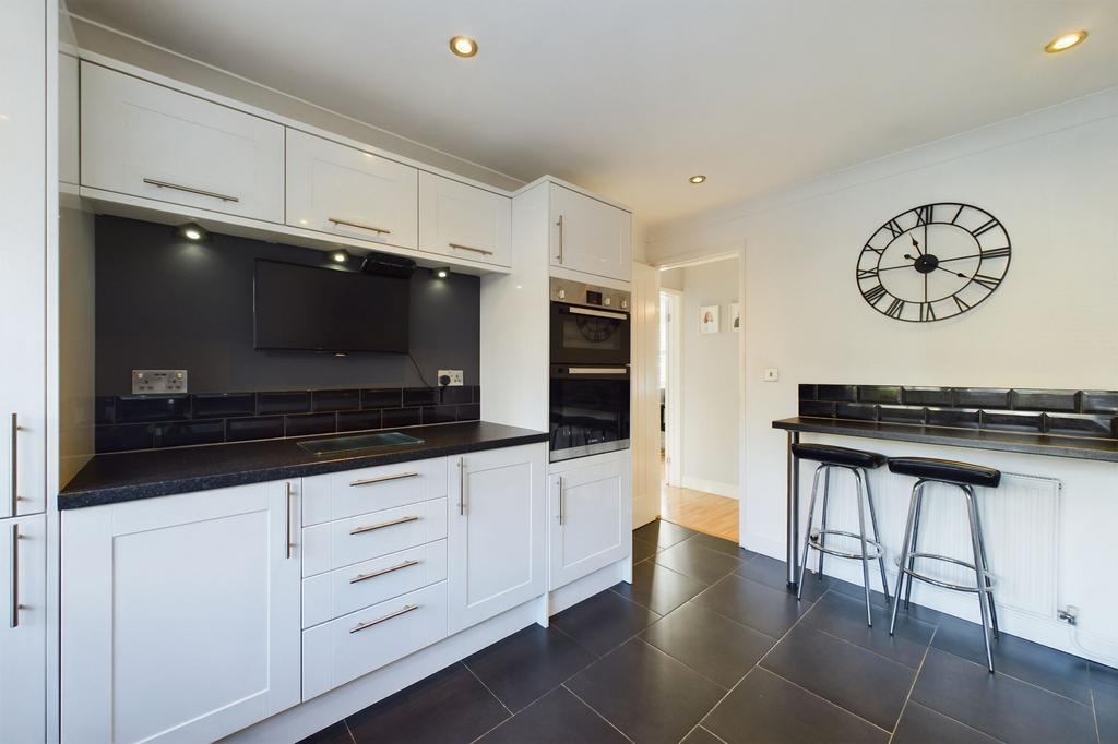 Kitchen / Breakfast Room