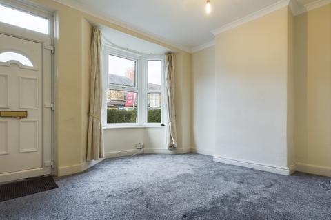 2 bedroom terraced house to rent, Regent Terrace, Harrogate, HG1