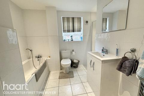 2 bedroom apartment for sale, Henry Laver Court, Colchester