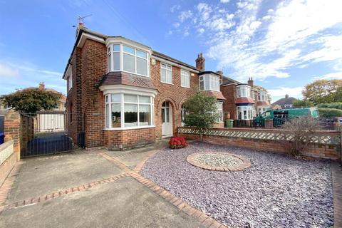 3 bedroom semi-detached house for sale, Mathews Street, Cleethorpes