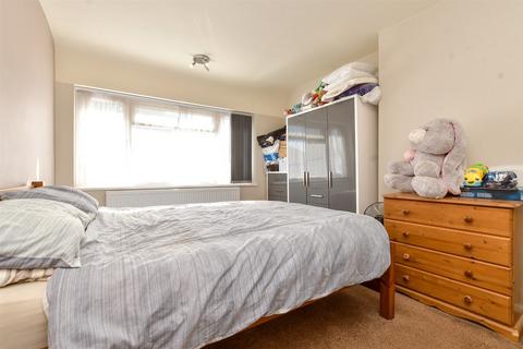 3 bedroom semi-detached house for sale, Aldrich Crescent, New Addington, Croydon, Surrey