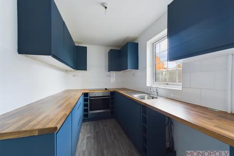 28 Bersham Road, Wrexham, LL13 7UG