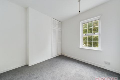 28 Bersham Road, Wrexham, LL13 7UG