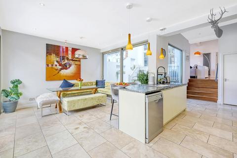 1 The Drive, Chingford, London, E4 7AJ