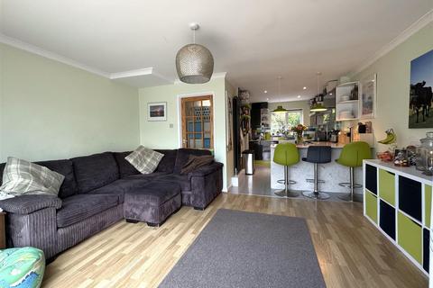 53 College Road, Upper Beeding, Steyning, BN44 3TB
