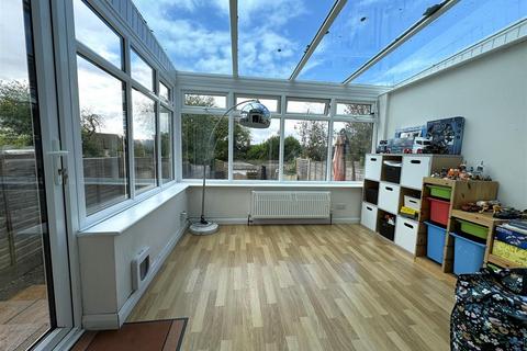 53 College Road, Upper Beeding, Steyning, BN44 3TB