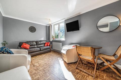 2 bedroom flat for sale, Bolton Road, Chiswick