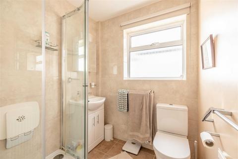 58 Hayse Hill, Windsor, SL4 5SZ