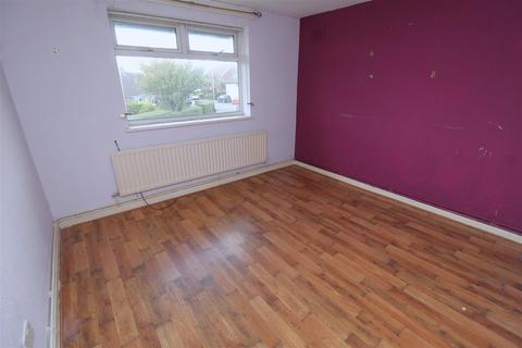 2 bedroom flat for sale, Grosvenor Road, Liverpool L31