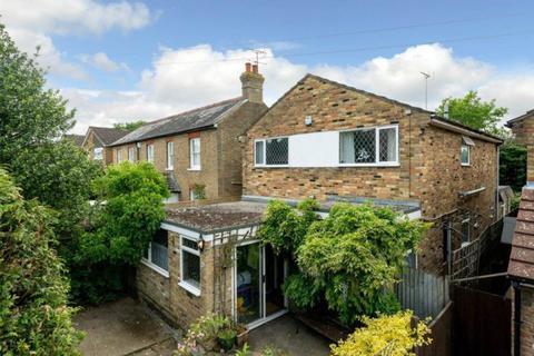 5 bedroom detached house for sale, Green Lane, Bovingdon