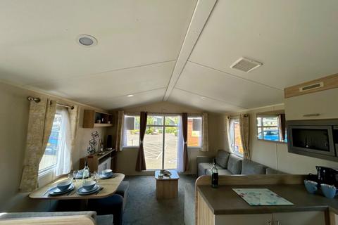 3 bedroom static caravan for sale, Birchington Vale Holiday Park