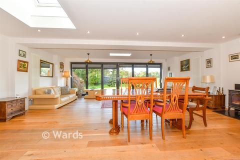 5 bedroom detached bungalow for sale, Poplar Road, Wittersham, Tenterden, Kent