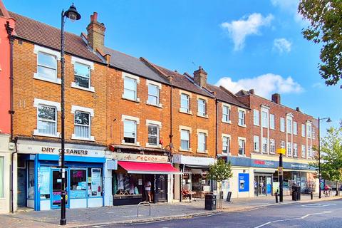 Property to rent, Northfield Avenue, London, W13