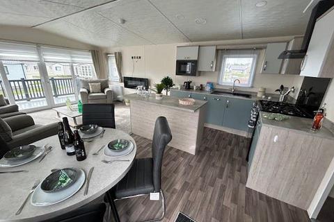 2 bedroom lodge for sale, Bowland Fell Holiday Park