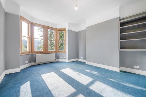 4 bedroom maisonette for sale, Harborough Road, London SW16