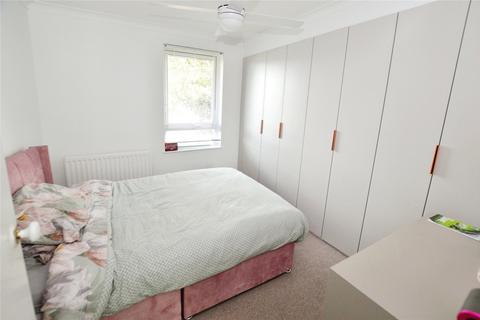 1 bedroom apartment for sale, Widgeons, Pitsea, Basildon, Essex, SS13