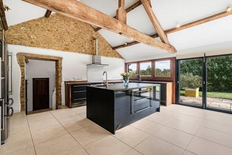 4 bedroom barn conversion for sale, Wardington, Oxfordshire