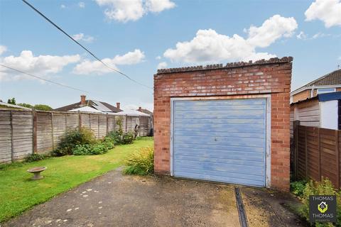 2 bedroom semi-detached bungalow for sale, Shearwater Grove, Innsworth