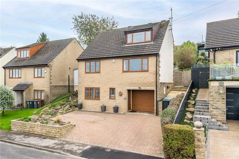 4 bedroom detached house for sale, Birchlands Avenue, Wilsden, West Yorkshire, BD15