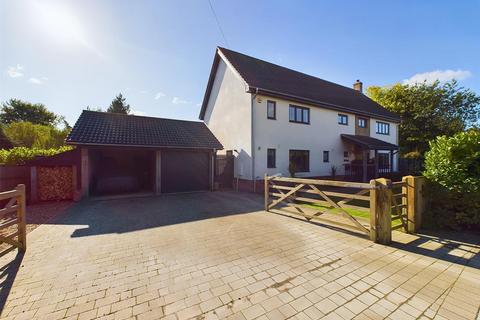 5 bedroom detached house for sale, The Drift, East Bilney