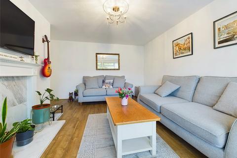 10 Kentmere Close, Cheltenham, GL51 3PD