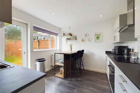 10 Kentmere Close, Cheltenham, GL51 3PD