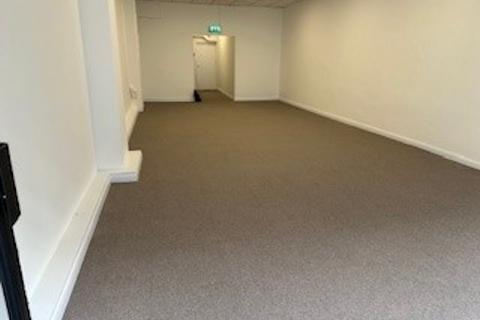 Retail property (high street) to rent, Romford, Essex RM1