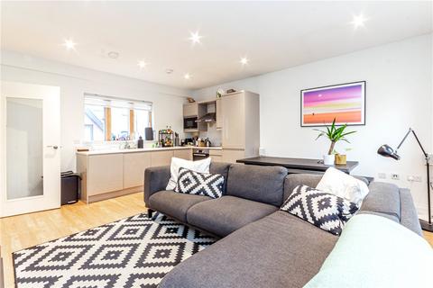 2 bedroom flat for sale, Becket House, High Street, Berkhamsted, Hertfordshire