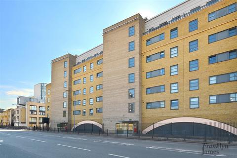 2 bedroom apartment for sale, Commercial Road, Limehouse, London, E14