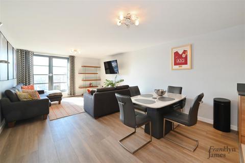 2 bedroom apartment for sale, Commercial Road, Limehouse, London, E14