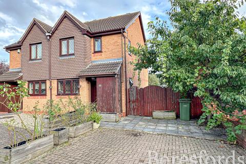 3 bedroom semi-detached house for sale, Halcyon Way, Hornchurch, RM11