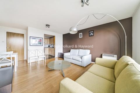 2 bedroom apartment to rent, Branch Road London E14