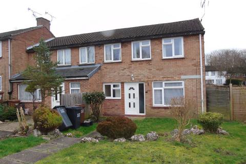 4 bedroom end of terrace house to rent, Cherry Way, Hatfield