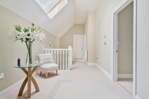 3 Beechmount Road, Southampton, SO16 3JD
