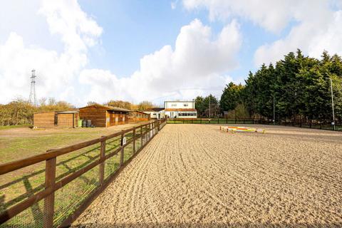 5 bedroom country house for sale, High Street, Marton